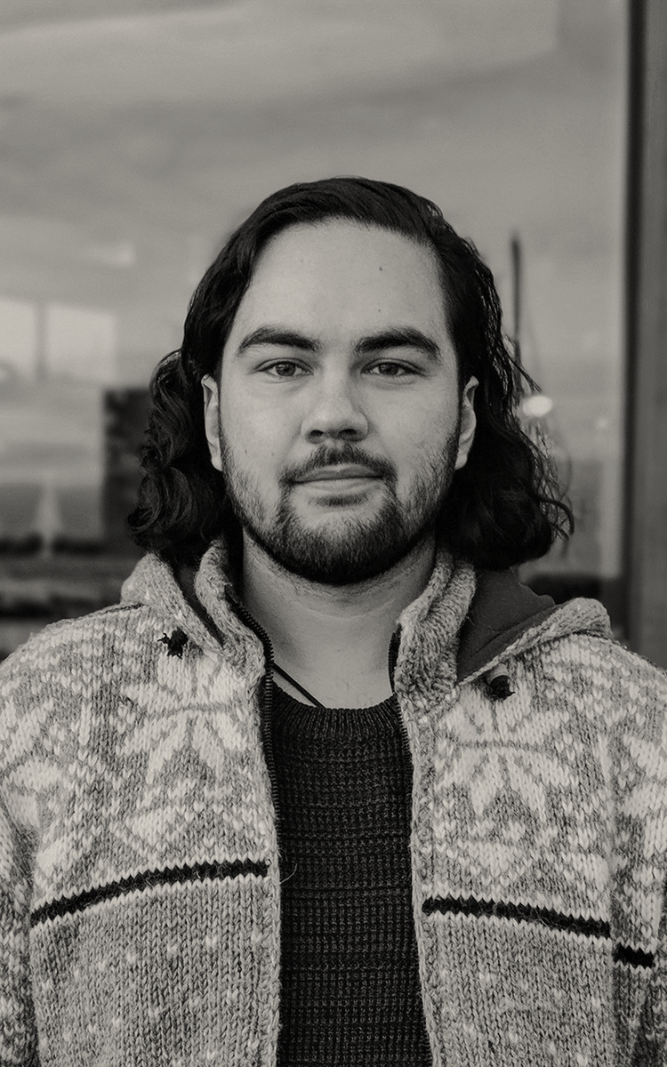 Black-and-white portrait of Dutch interdisciplinary artist Koen Oosterhuis.